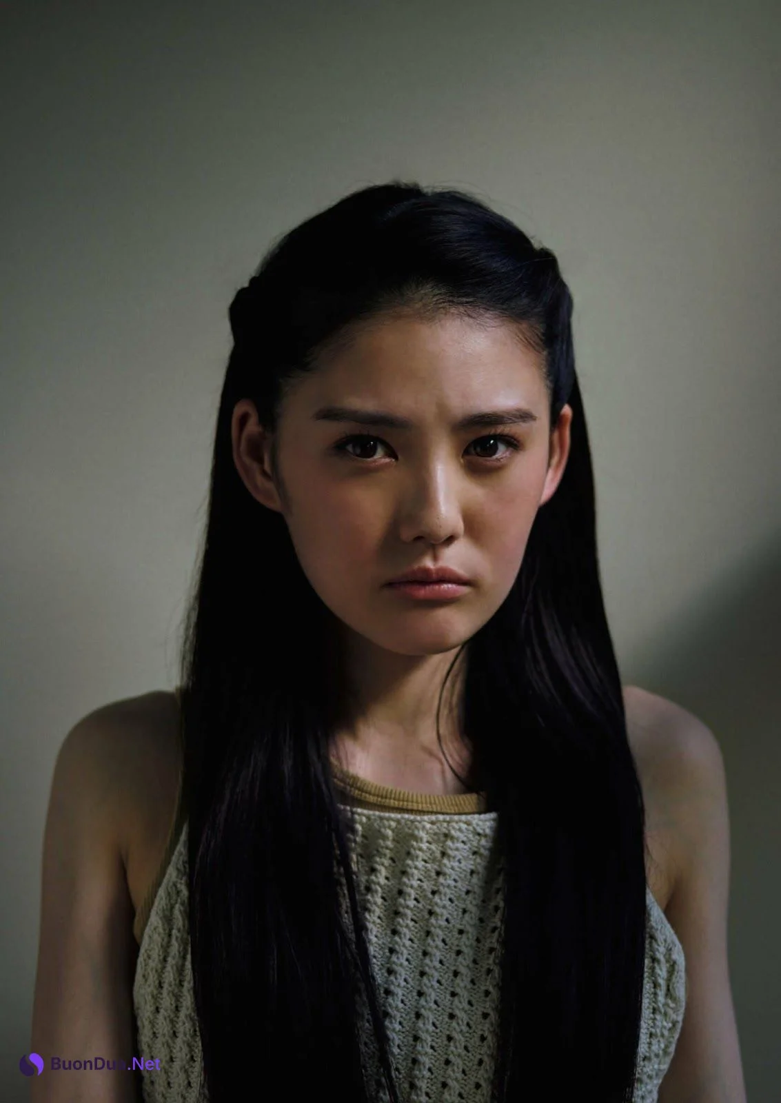 Kana Kita 北香那, Shukan Bunshun 2023.10.12 (週刊文春 2023年10月12日号) - Photo 3