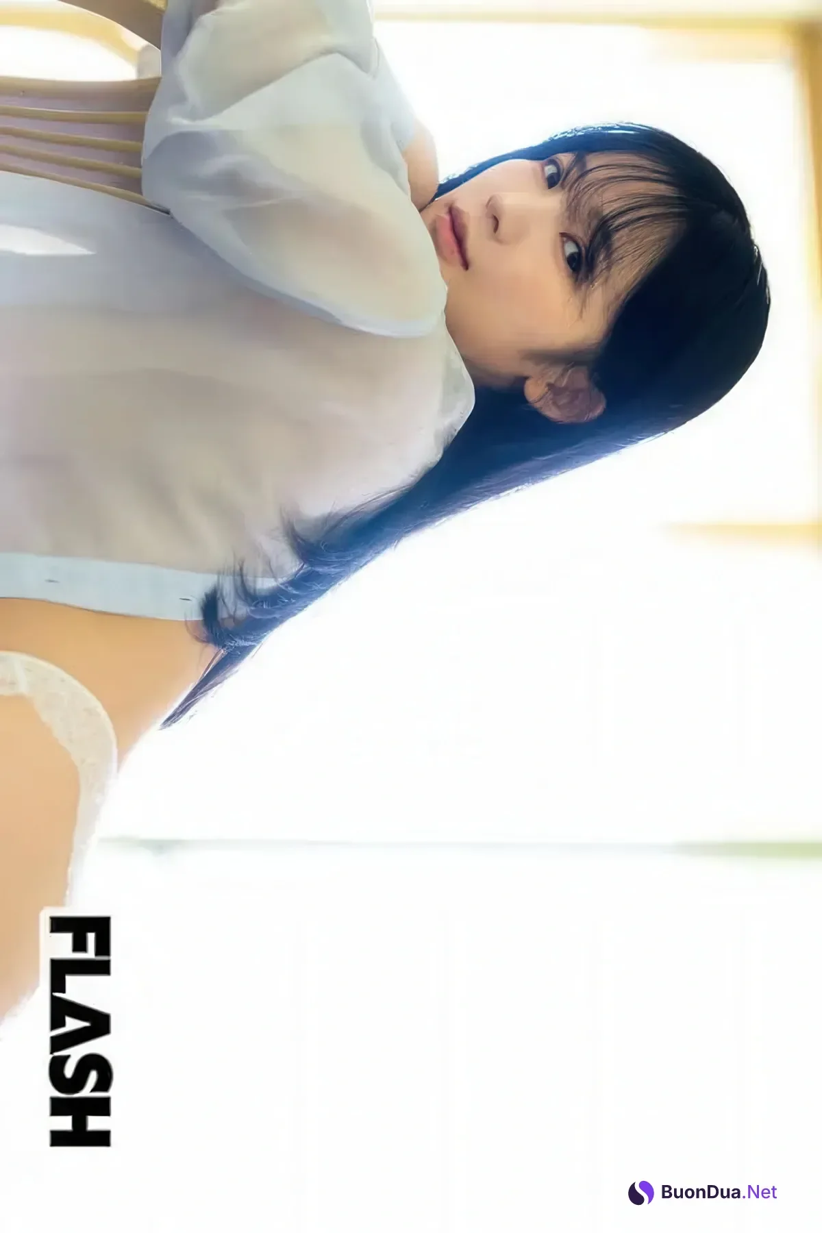 Kana Yamada 山田かな, Jun Amaki 天木じゅん, FLASH 2025.09.30 (フラッシュ 2025年9月30日号) - Photo 14