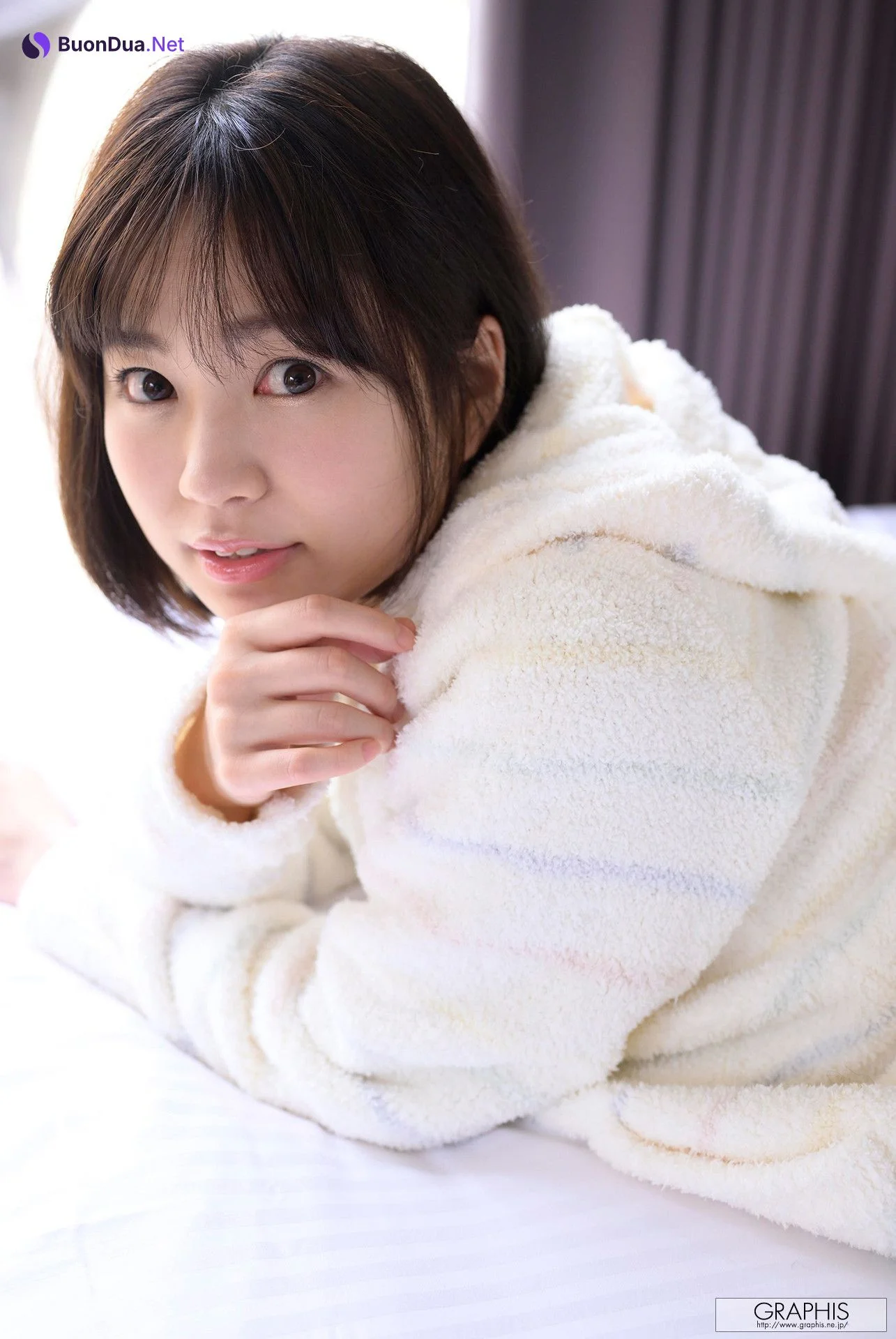 Kanan Amamiya 天宮花南, [Graphis] Gals 「Heartfelt Kiss!」 Vol.02 - Photo 2