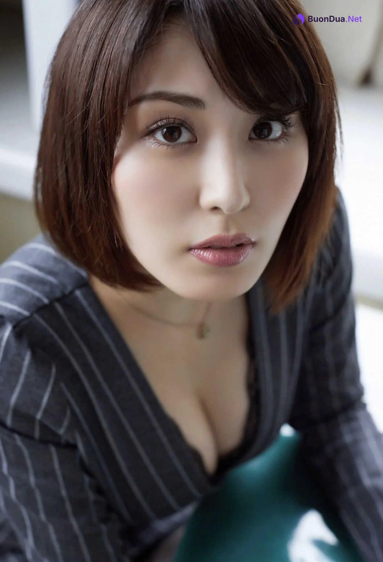 Kaneko Satomi 金子智美, 写真集 ほかのこと考えてるでしょ? - รูปภาพ 4