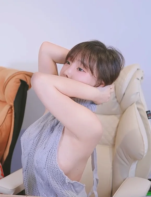 Kang In-kyung (강인경) – Live Broadcast Room