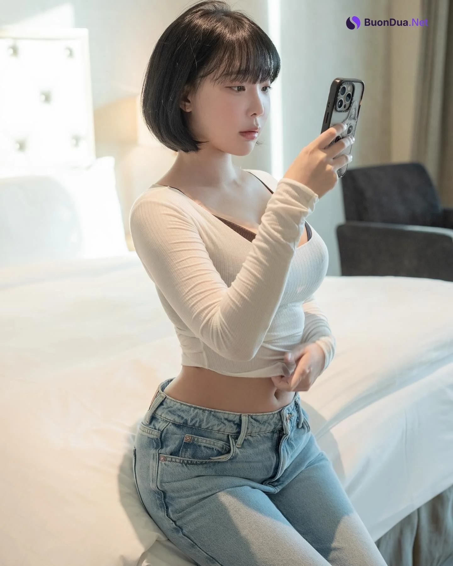 Kang In-kyung (강인경) – White T-Shirt and Jeans Concept - รูปภาพ 12
