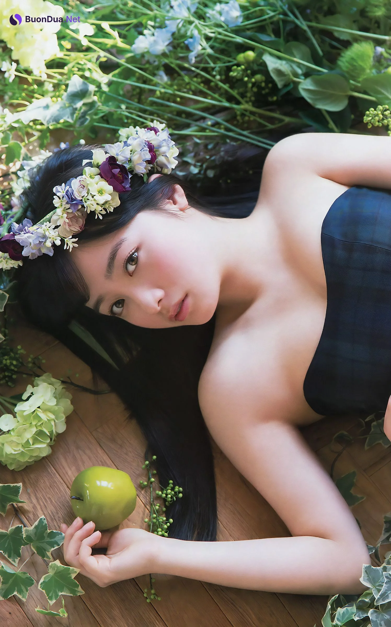 Kanna Hashimoto 橋本環奈, Young Magazine 2017 No.13 (ヤングマガジン 2017年13号) - Photo 7
