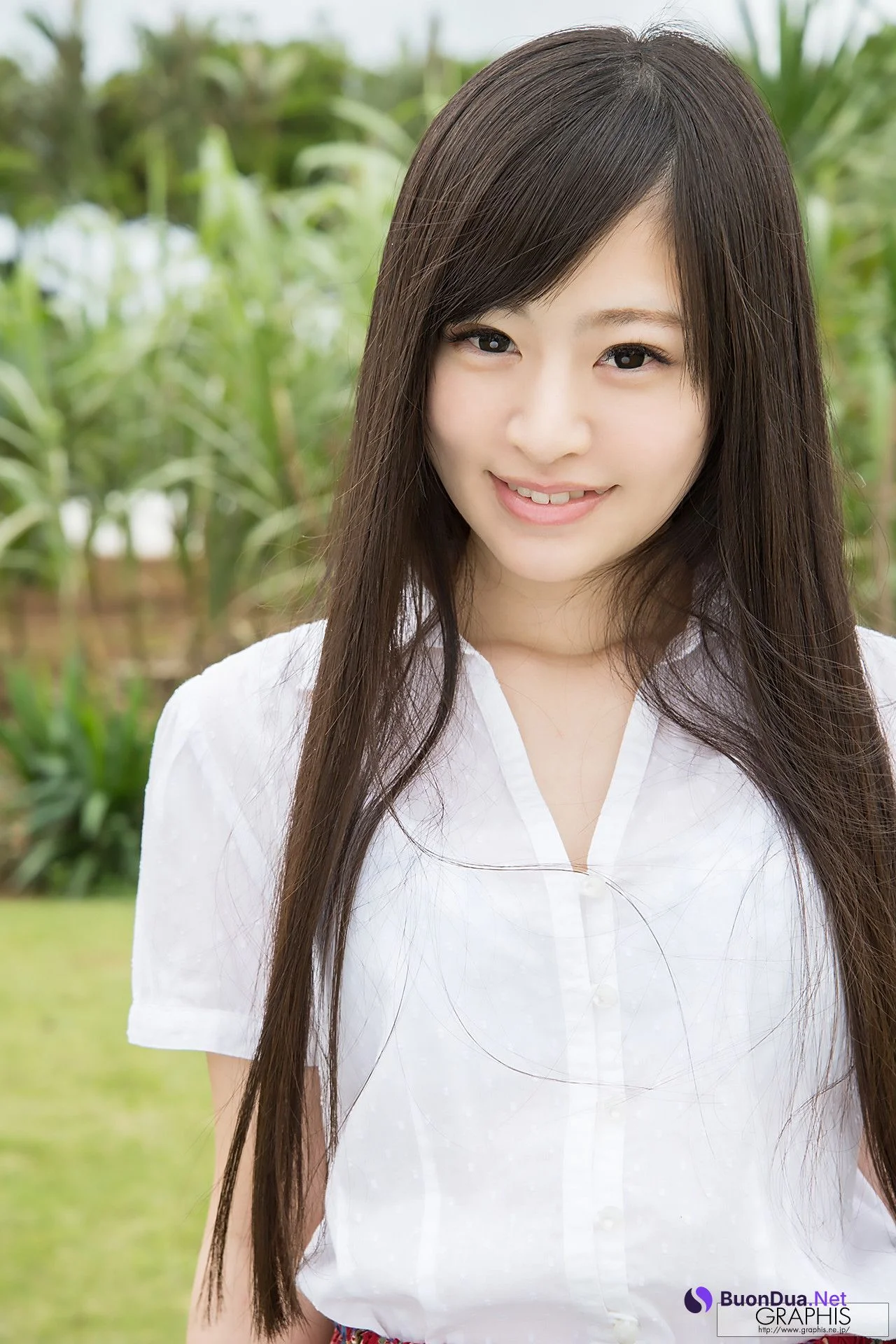Kanon Momojiri 桃尻かのん, Graphis First Gravure 初脫ぎ娘 Vol.01 - Photo 2