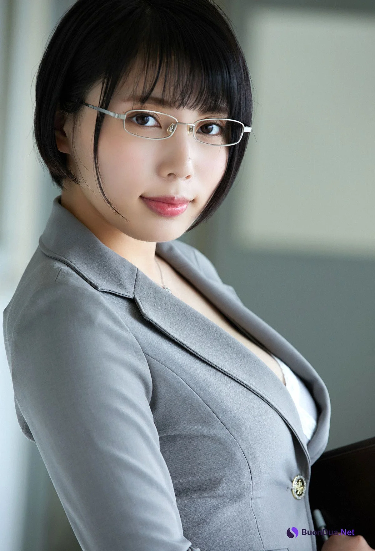 Kaoru Yasui 安位薫, デジタル写真集 「担任の安位先生」 - 写真 9