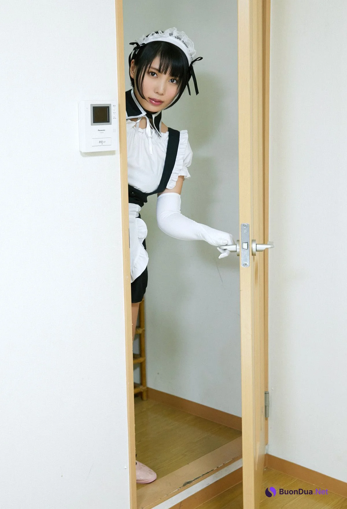 Kaoru Yasui 安位薫, デジタル写真集 「ご主人様って呼ばれたい･･･ですか？」 - Photo 2