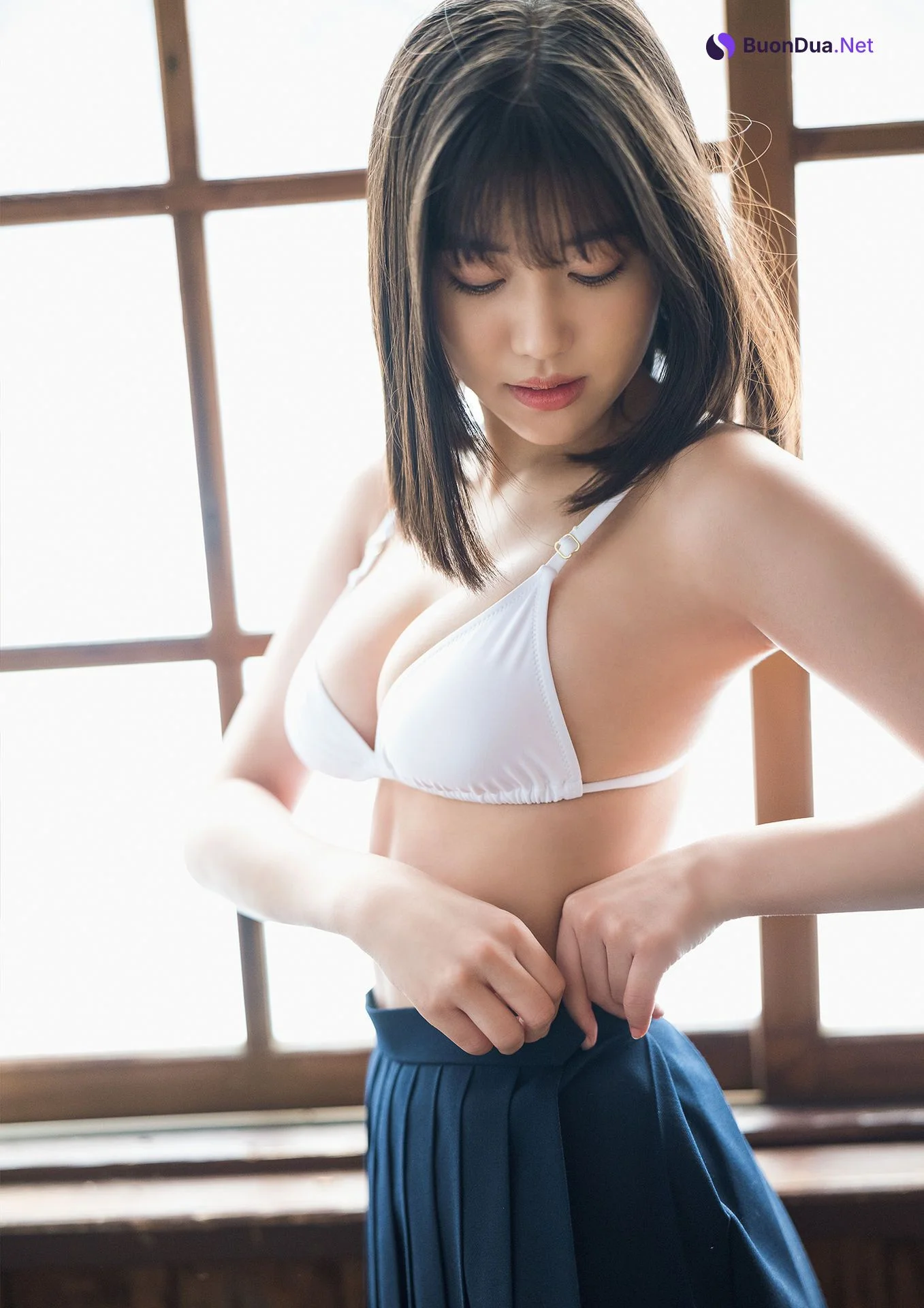 Karen Izumi 和泉芳怜, 1st写真集 サンプル版 可憐な芳怜 - Photo 3