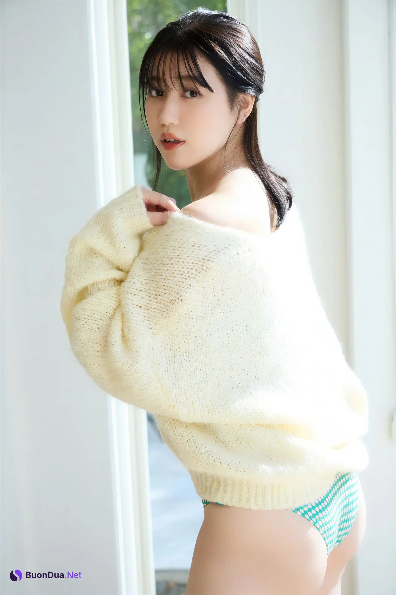 Karen Izumi 和泉芳怜, FRIDAYデジタル写真集 『フレッシュ全開！』 Set.02 - Photo 4