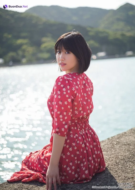 Karen Izumi 和泉芳怜, Gekkan Young Magazine 2022 No.11 (月刊ヤングマガジン 2022年11号) - รูปภาพ 6