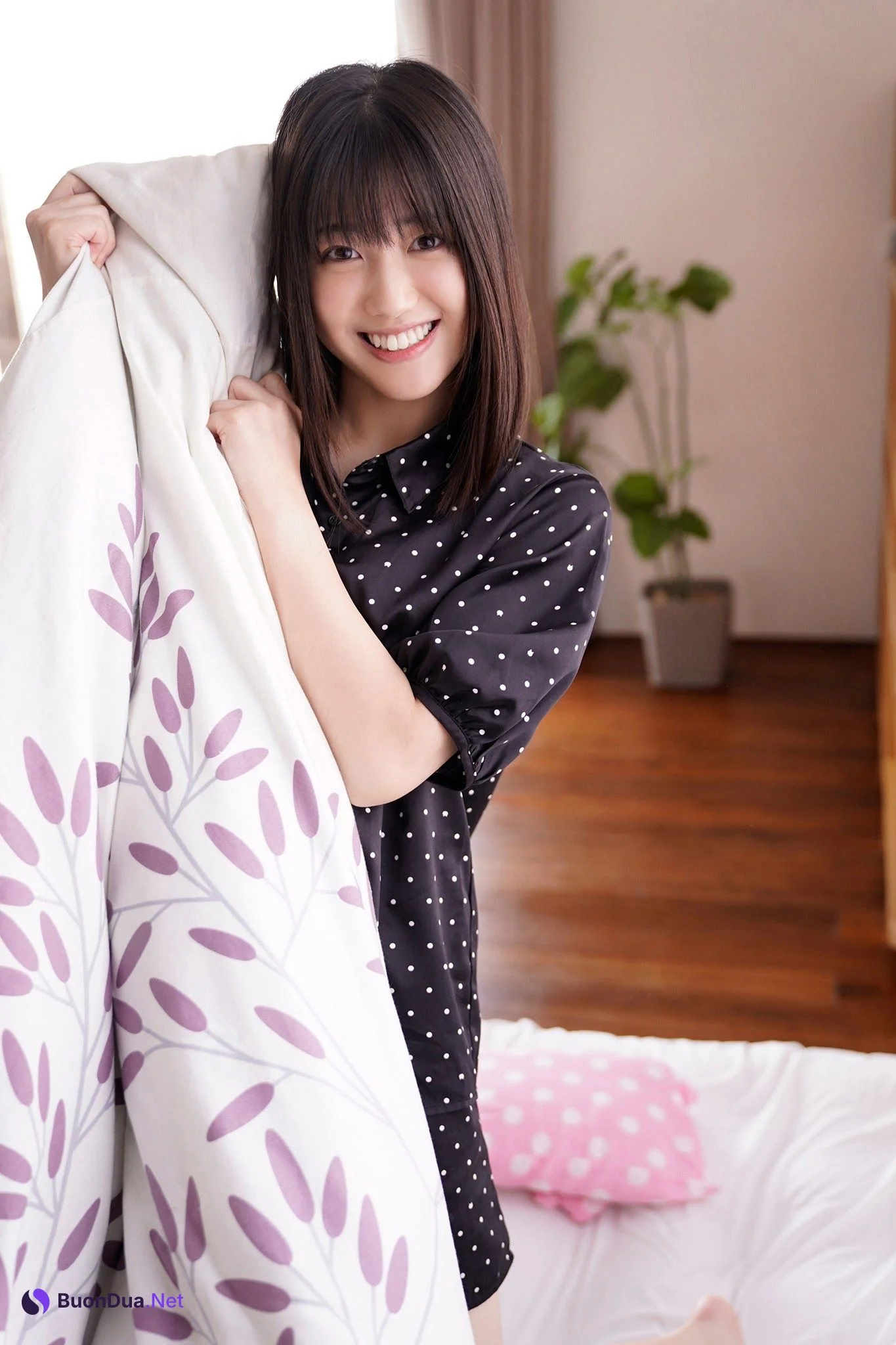 Karen Izumi 和泉芳怜, ヤンマガWeb みんなのモーニングルーティングラビア - Photo 6
