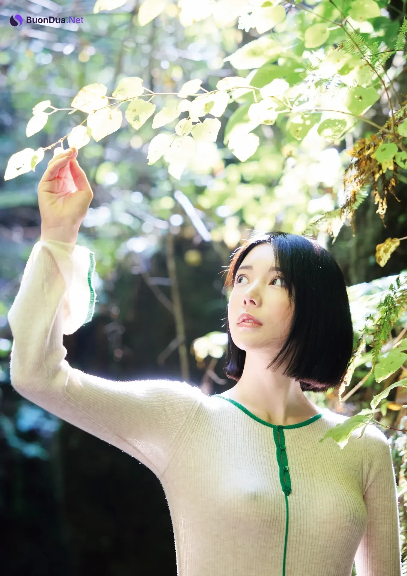 Karen Kaede 楓カレン, 写真集 カレンと行く北海道旅行二泊三日 - Photo 12