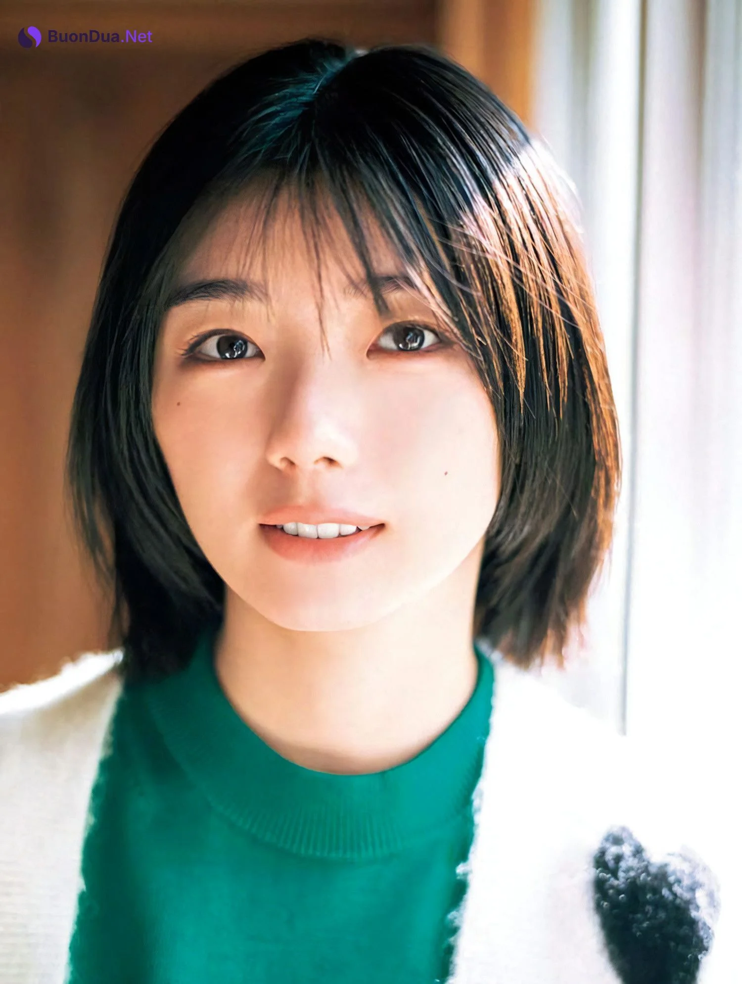 Karin Fujiyoshi 藤吉夏鈴, Shonen Magazine 2024 No.13 (週刊少年マガジン 2024年13号) - Photo 11