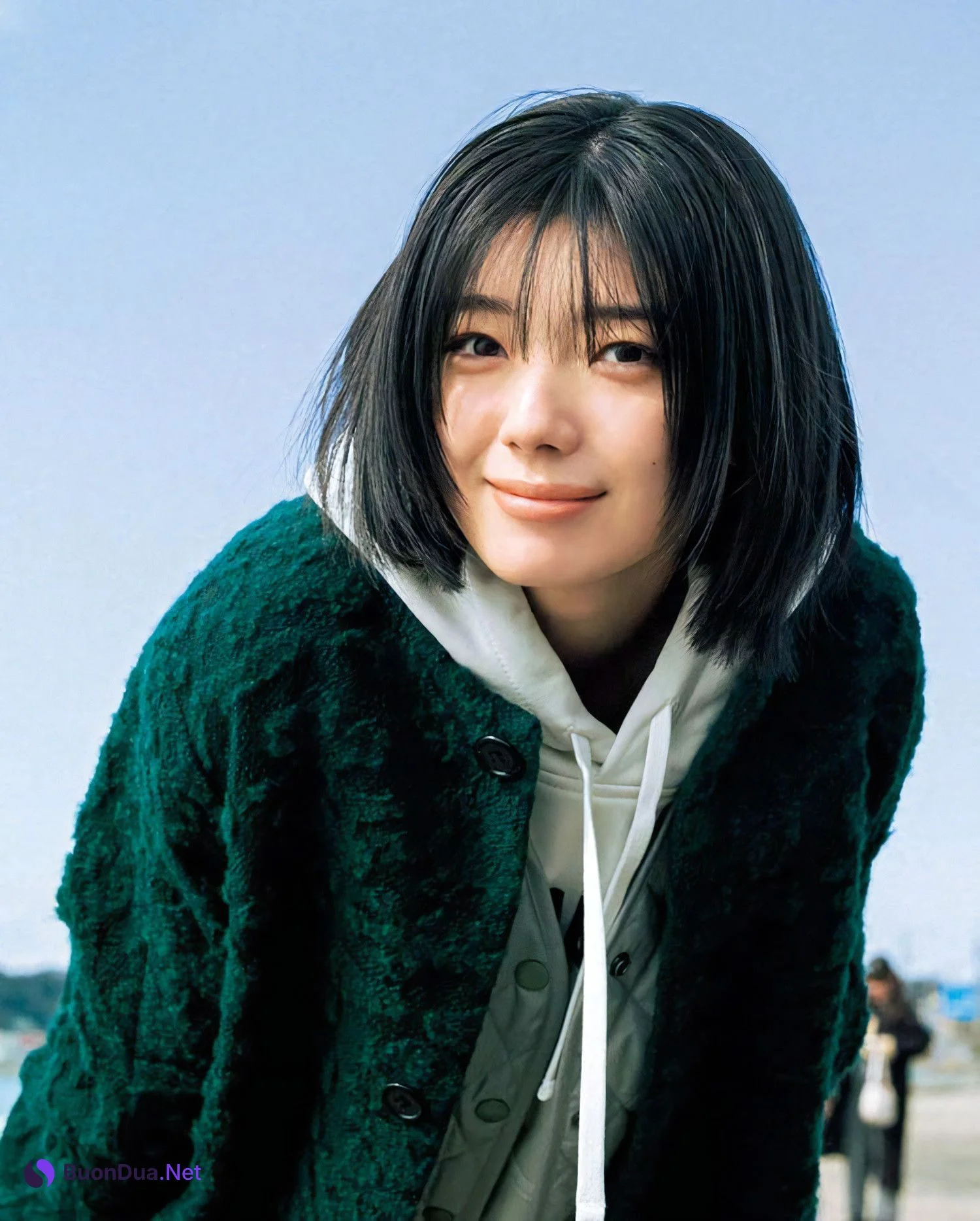 Karin Fujiyoshi 藤吉夏鈴, Shonen Magazine 2024 No.13 (週刊少年マガジン 2024年13号) - Photo 12