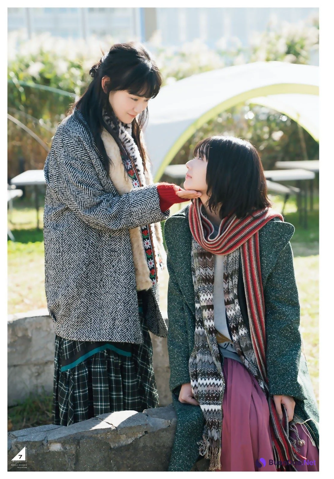 Karin Fujiyoshi 藤吉夏鈴, Ten Yamasaki 山﨑天, Shonen Magazine 2021 No.01 (週刊少年マガジン 2021年01号) - Photo 11