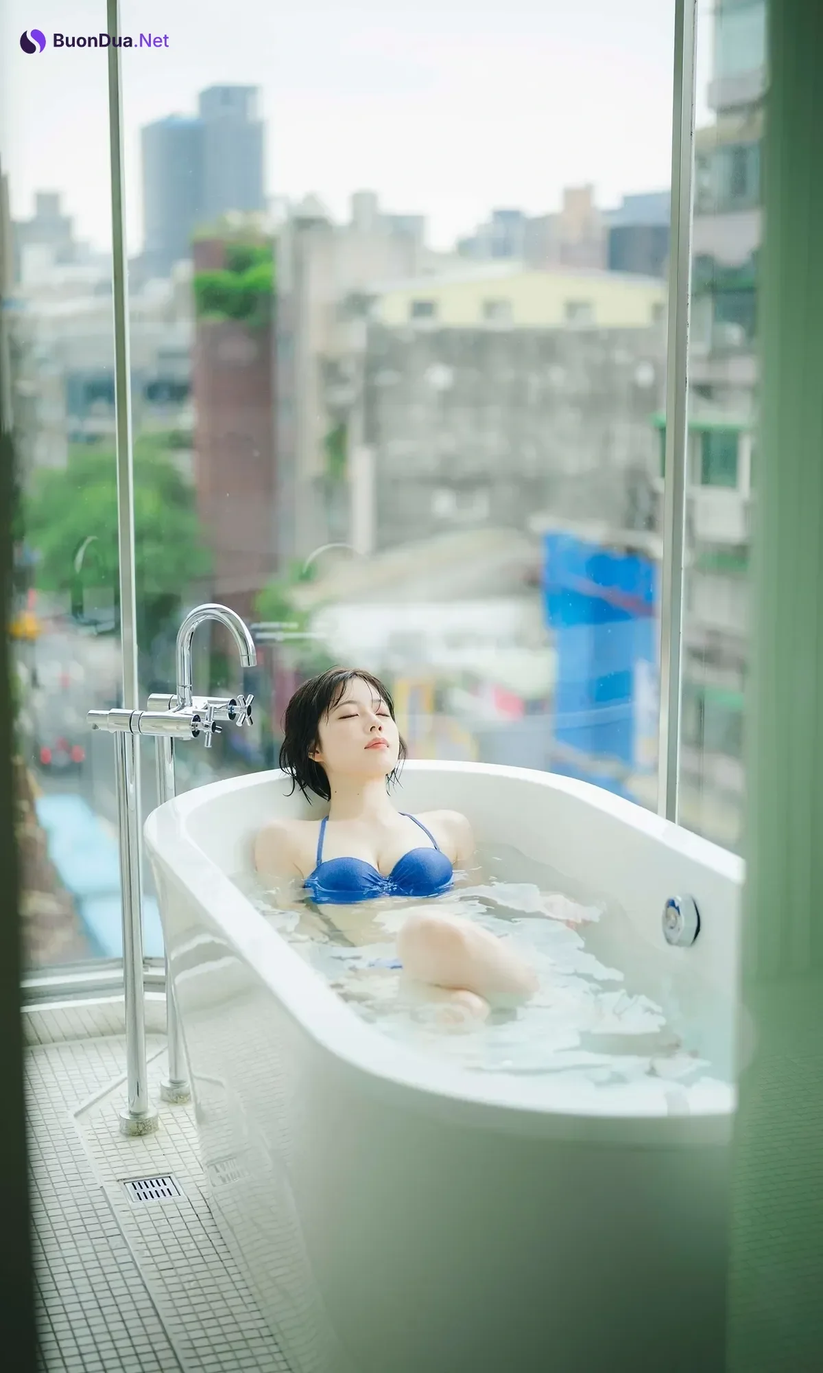 Karin Isobe 礒部花凜,  週プレ Photo Book 「かりんとりっぷ～prologue～」 Set.02 - Photo 9
