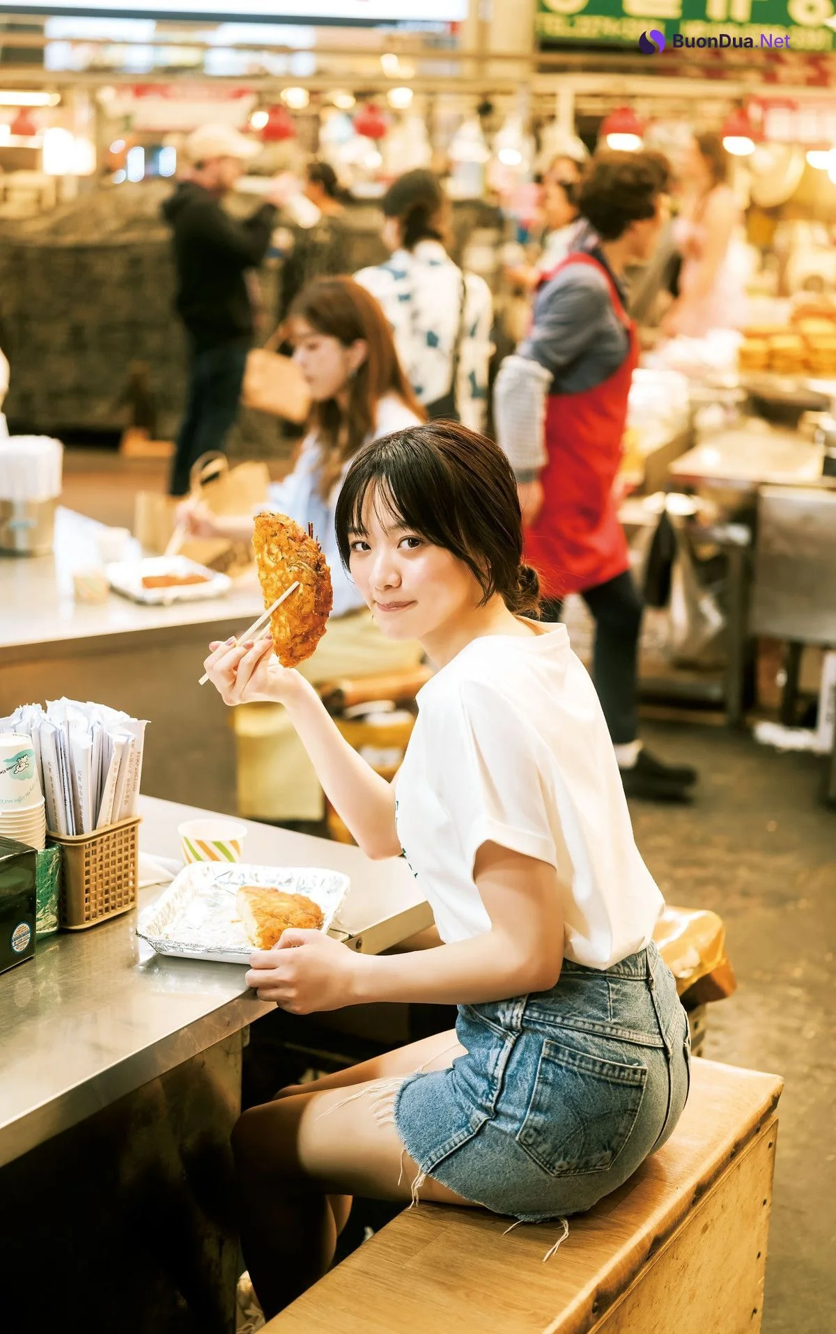Kasumi Mori 森香澄, Young Jump 2023 No.38 (ヤングジャンプ 2023年38号) - Photo 15