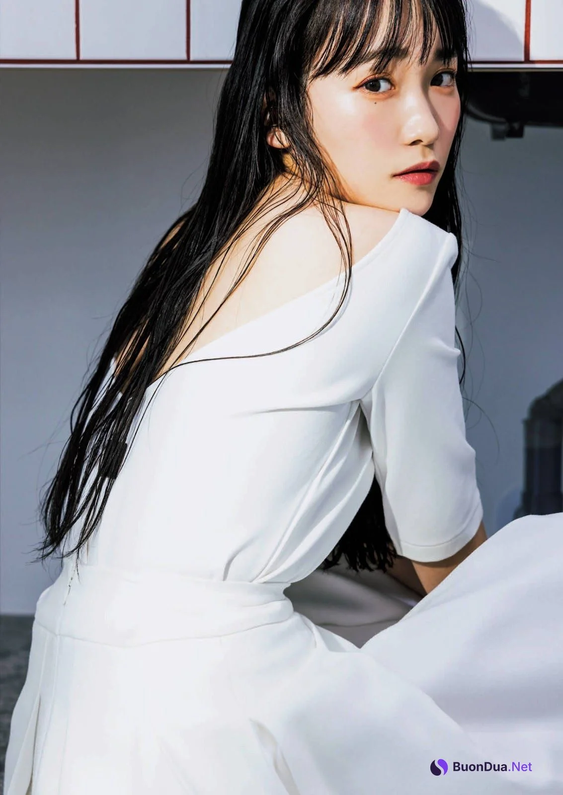 Kawaei Rina 川栄李奈, Shukan Bunshun 2021.12.02 (週刊文春 2021年12月2日号) - Photo 2