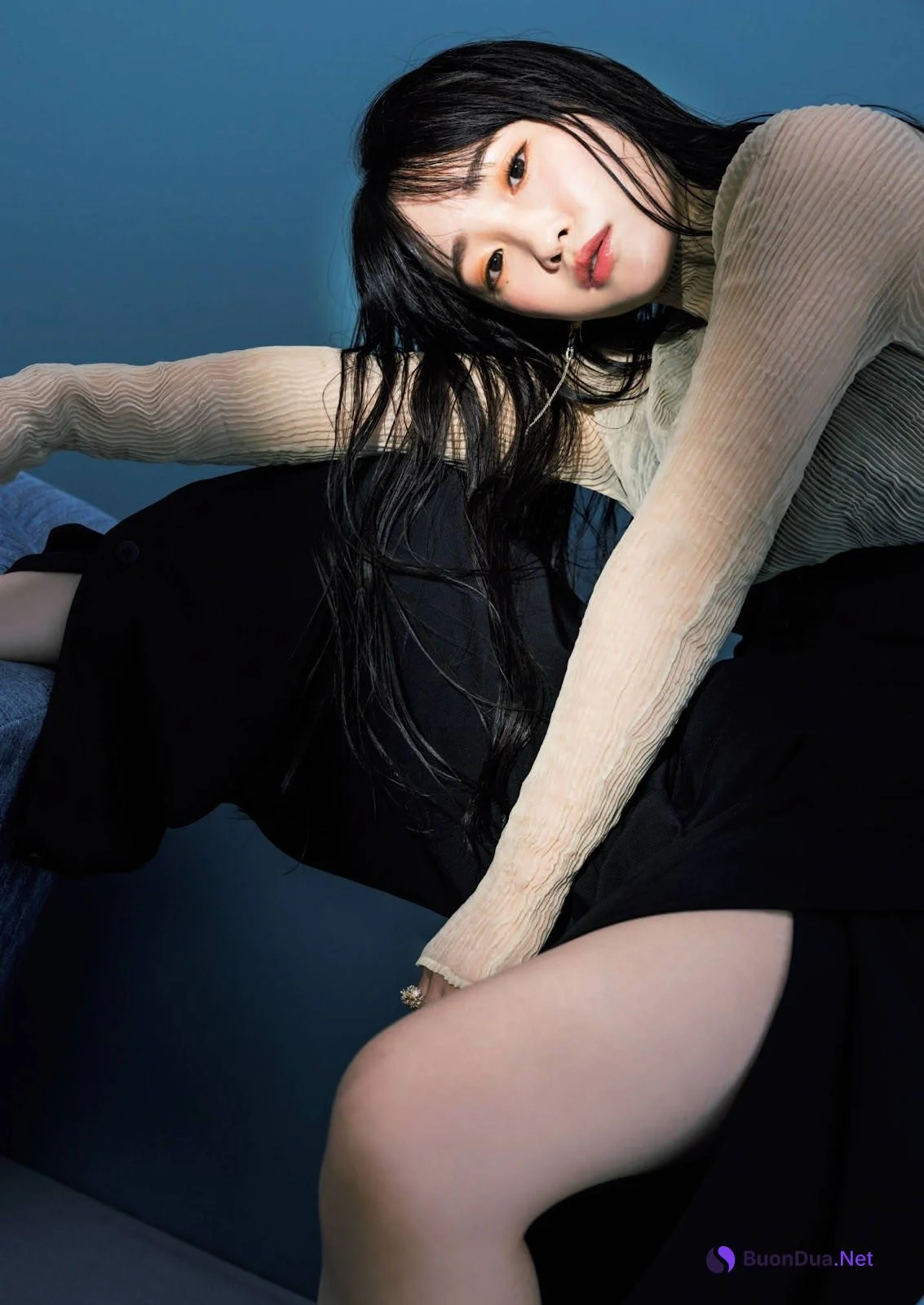 Kawaei Rina 川栄李奈, Shukan Bunshun 2021.12.02 (週刊文春 2021年12月2日号) - Photo 3