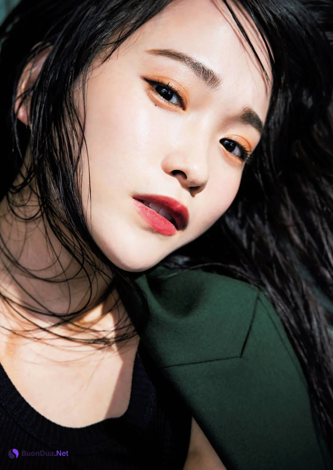 Kawaei Rina 川栄李奈, Shukan Bunshun 2021.12.02 (週刊文春 2021年12月2日号) - Photo 5