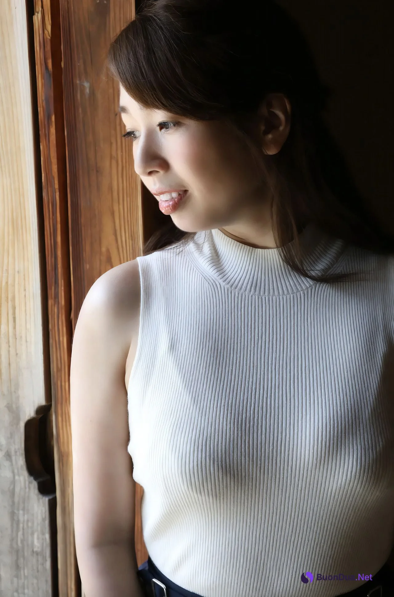 Kayo Sugimoto 杉本佳代, FRIDAYデジタル写真集 『東海No.1巨乳キャスター Ｇカップ乳初ヌード』 Set.01 - Photo 4