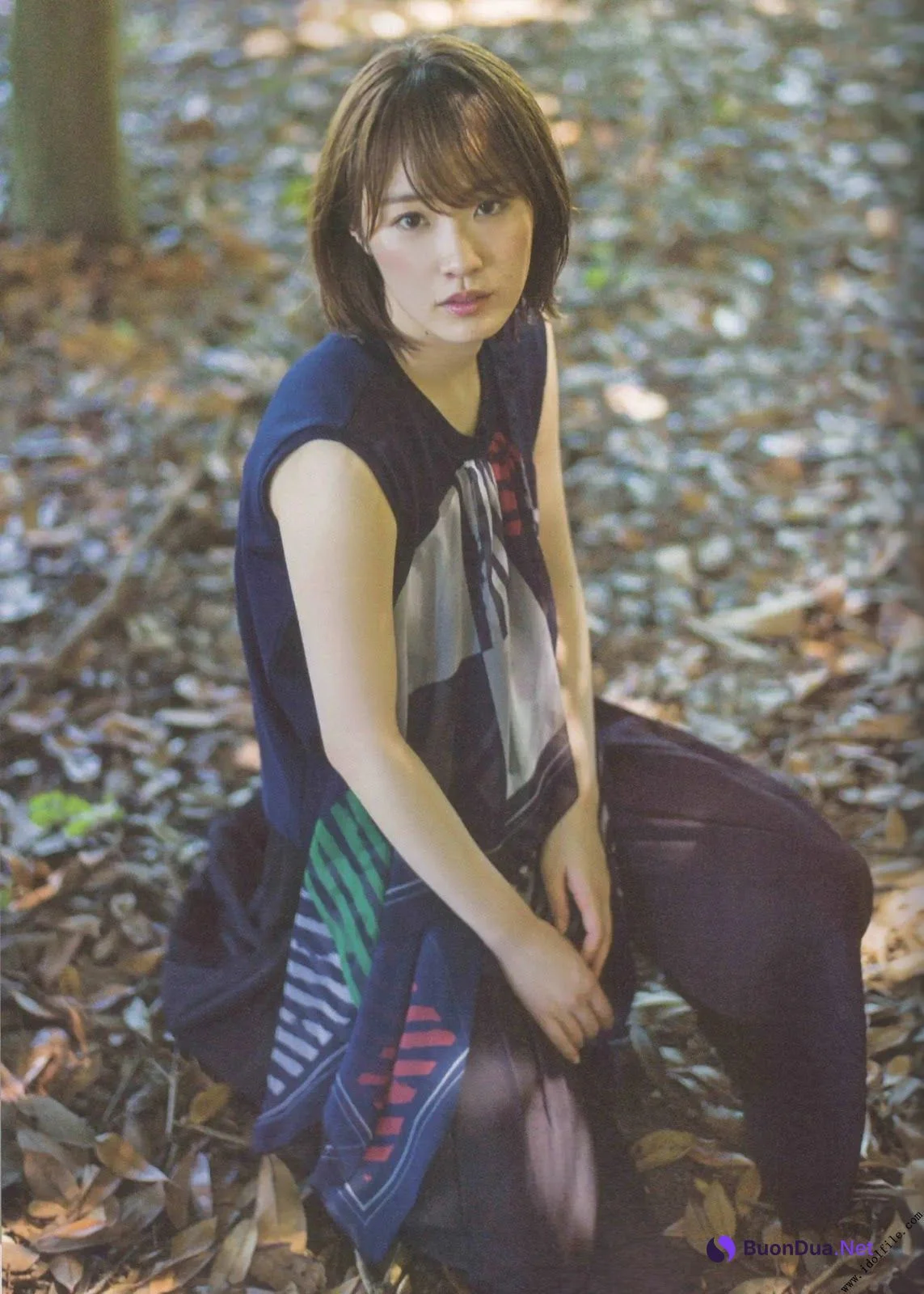 Kazumi Takayama 高山一実, B.L.T. 2019.11 (ビー・エル・ティー 2019年11月号) - Photo 3