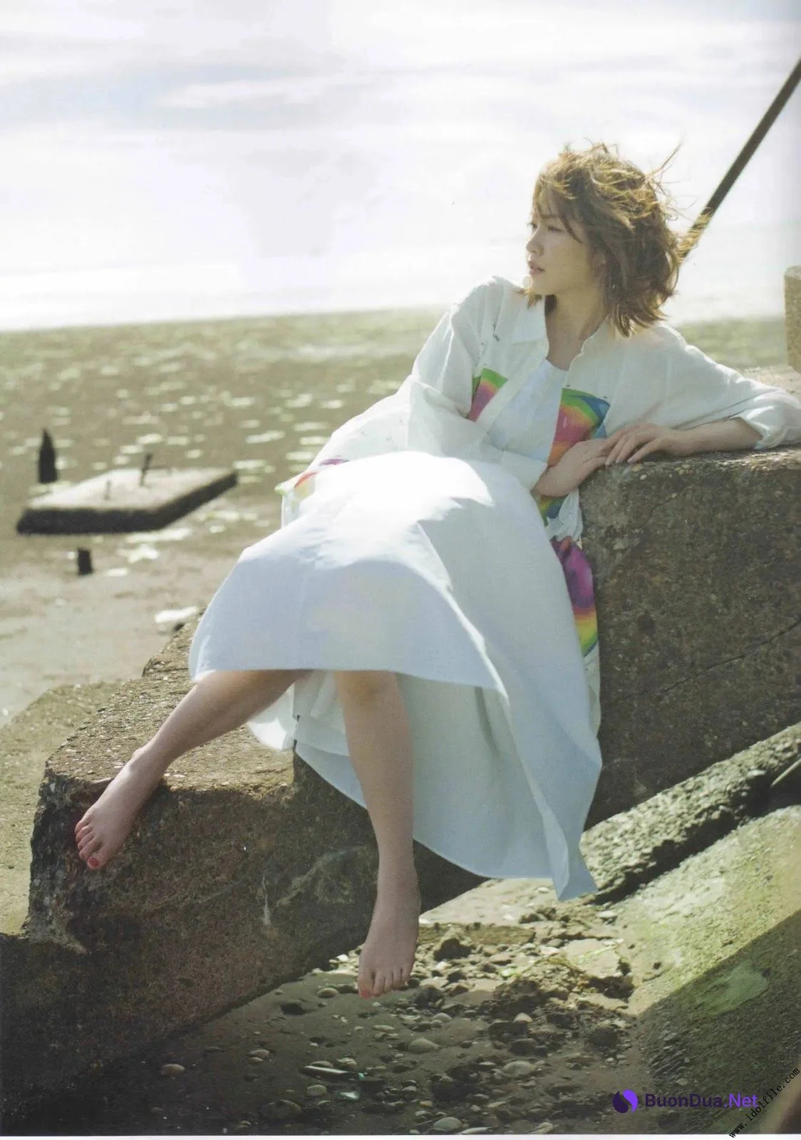 Kazumi Takayama 高山一実, B.L.T. 2019.11 (ビー・エル・ティー 2019年11月号) - Photo 7