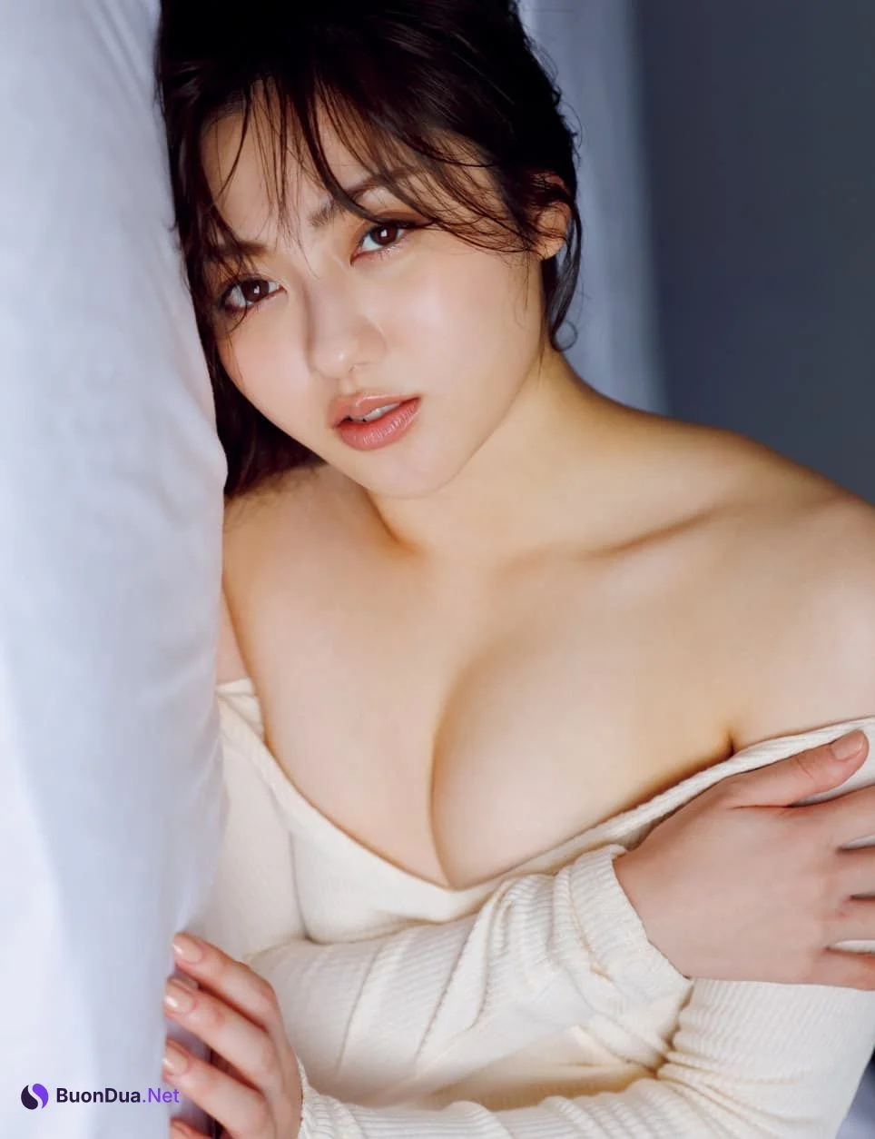 Kazusa Okuyama 奥山かずさ, FRIDAY 2021.01.01 (フライデー 2021年1月1日号) - Photo 16