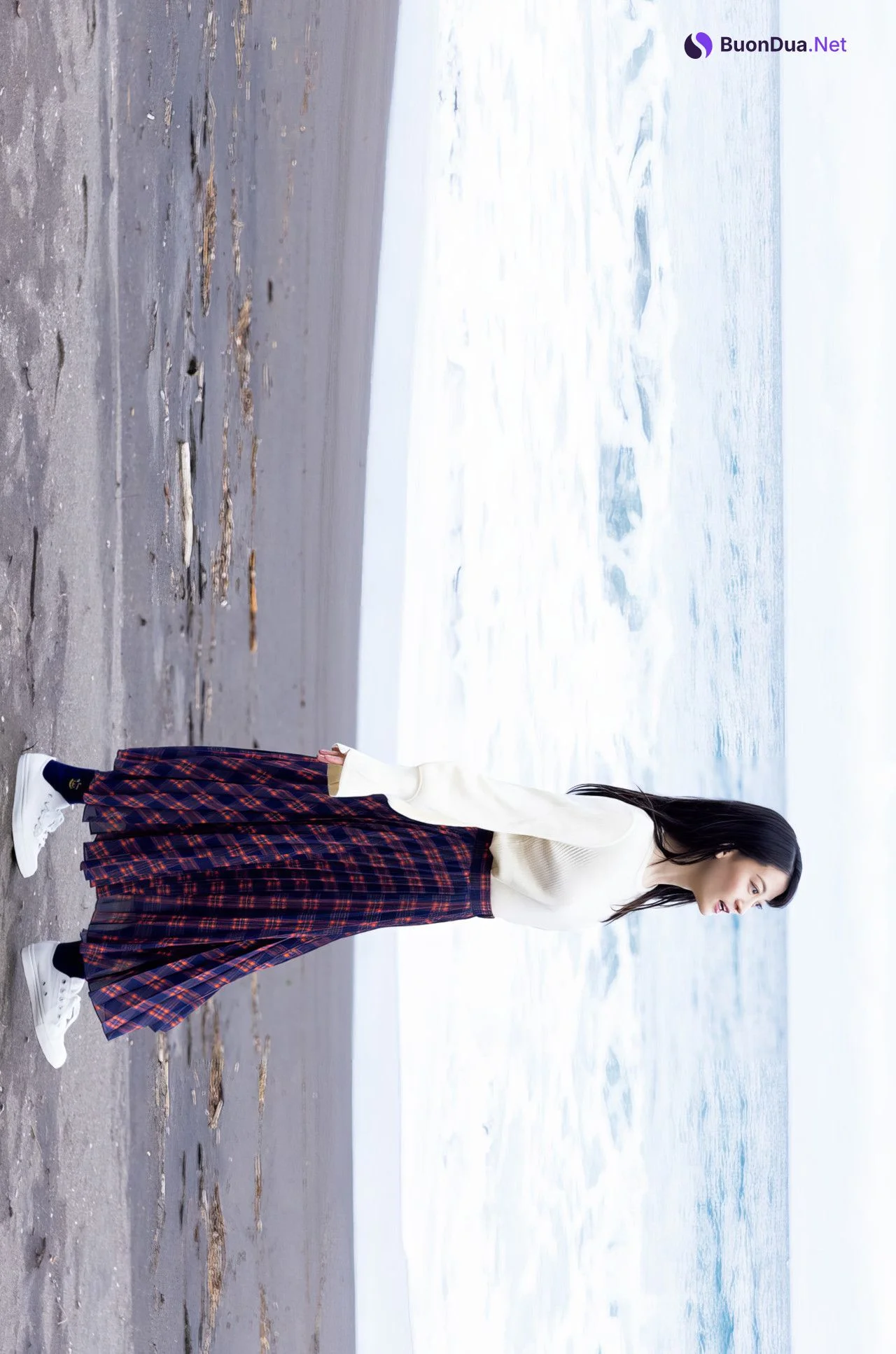 Kei Jonishi 上西恵, 写真集 『 “そのまんま。” 』 Set.03 - Photo 4
