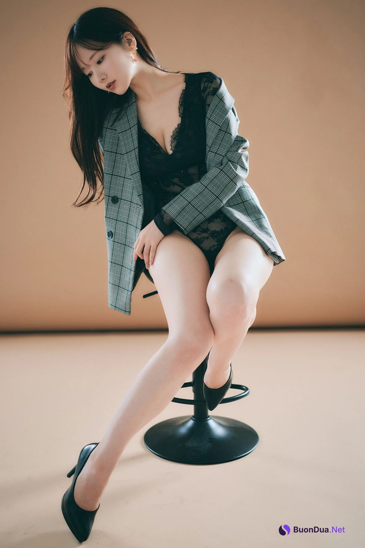Kenken けんけんぱ, デジタル写真集 「BLACK LADY」 - Photo 4