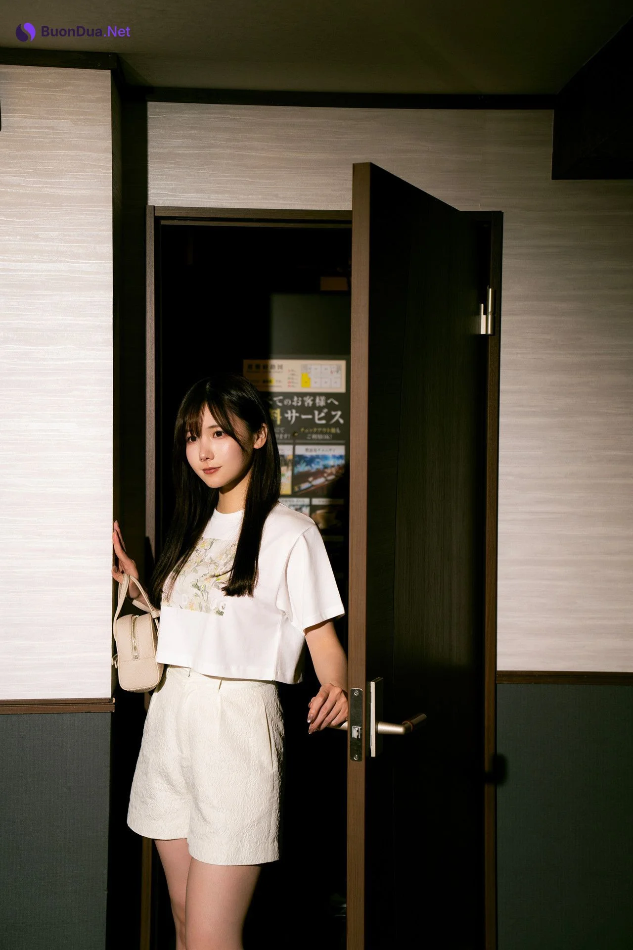Kenken けんけんぱ, デジタル写真集 「お持ち帰りですか？」 Set.02 - Photo 11