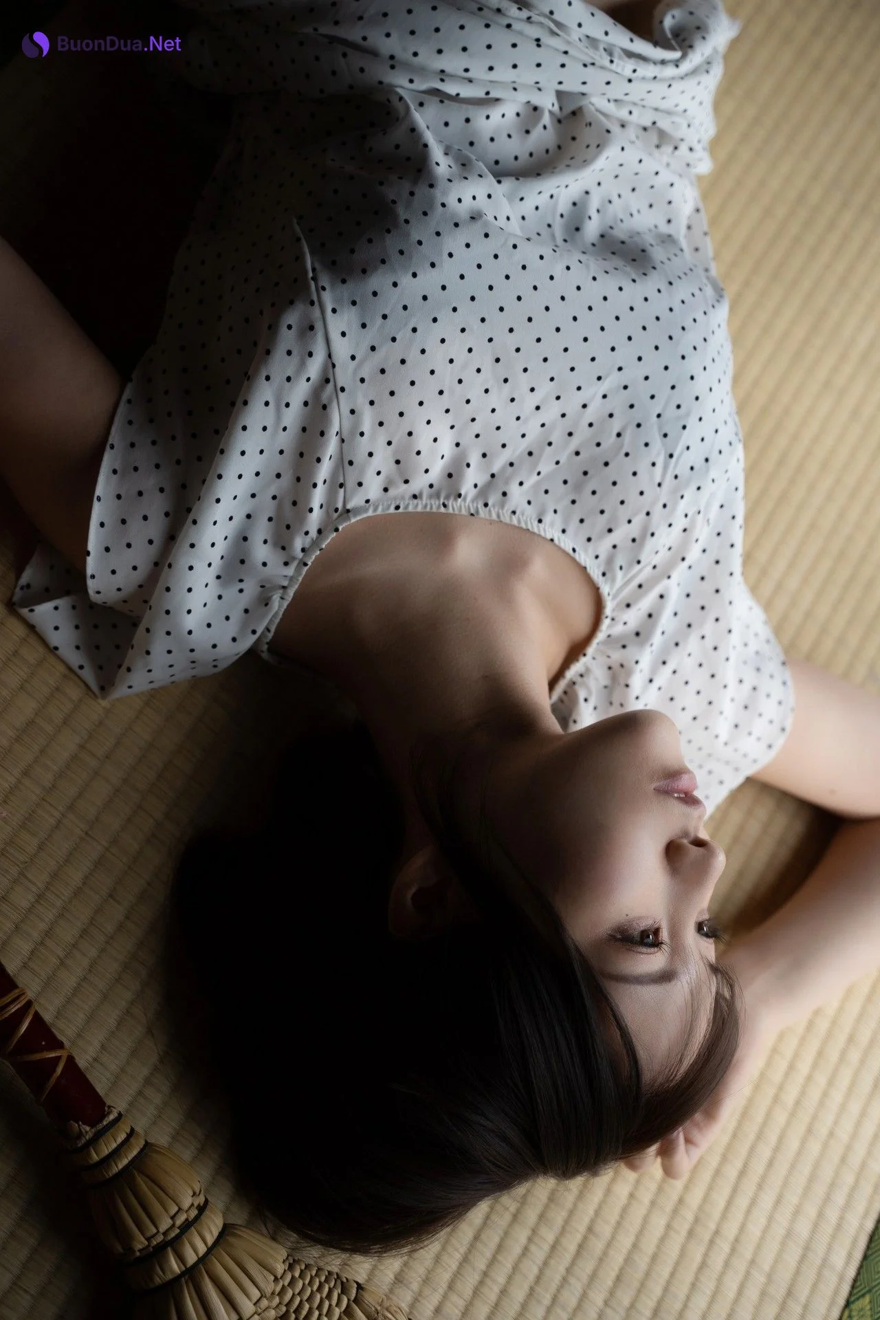 Kenken けんけん, デジタル写真集 「とある田舎のお姉さん」 Set.04 - Photo 16
