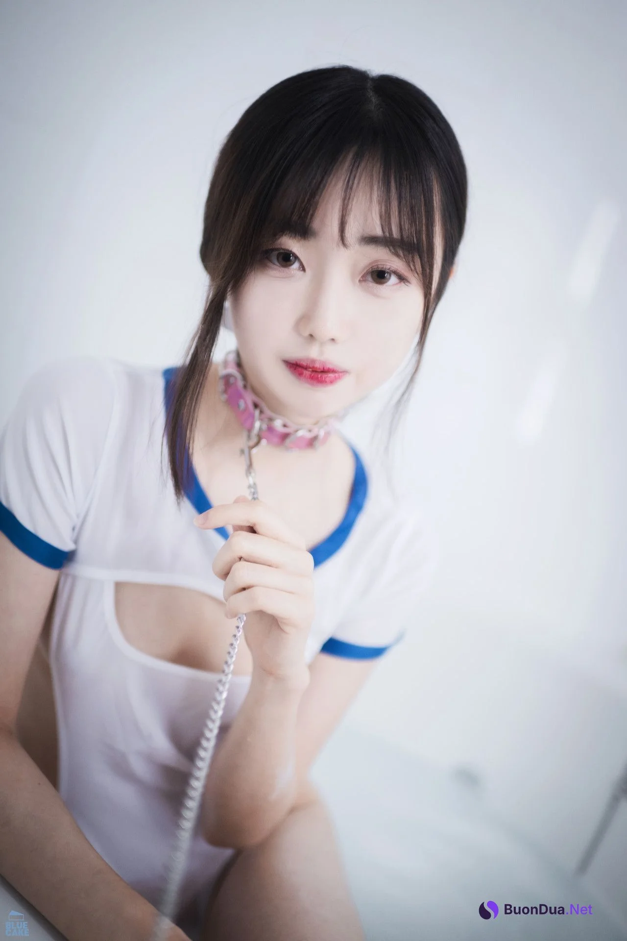 Kim Ji-Won 김지원, [BLUECAKE] White One + RED.Ver – Set.01 - Photo 10