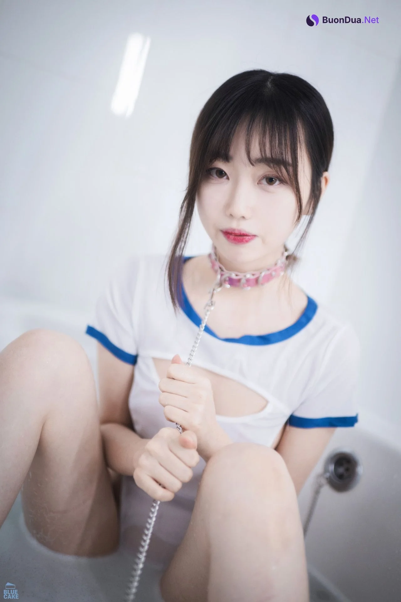 Kim Ji-Won 김지원, [BLUECAKE] White One + RED.Ver – Set.01 - Photo 8