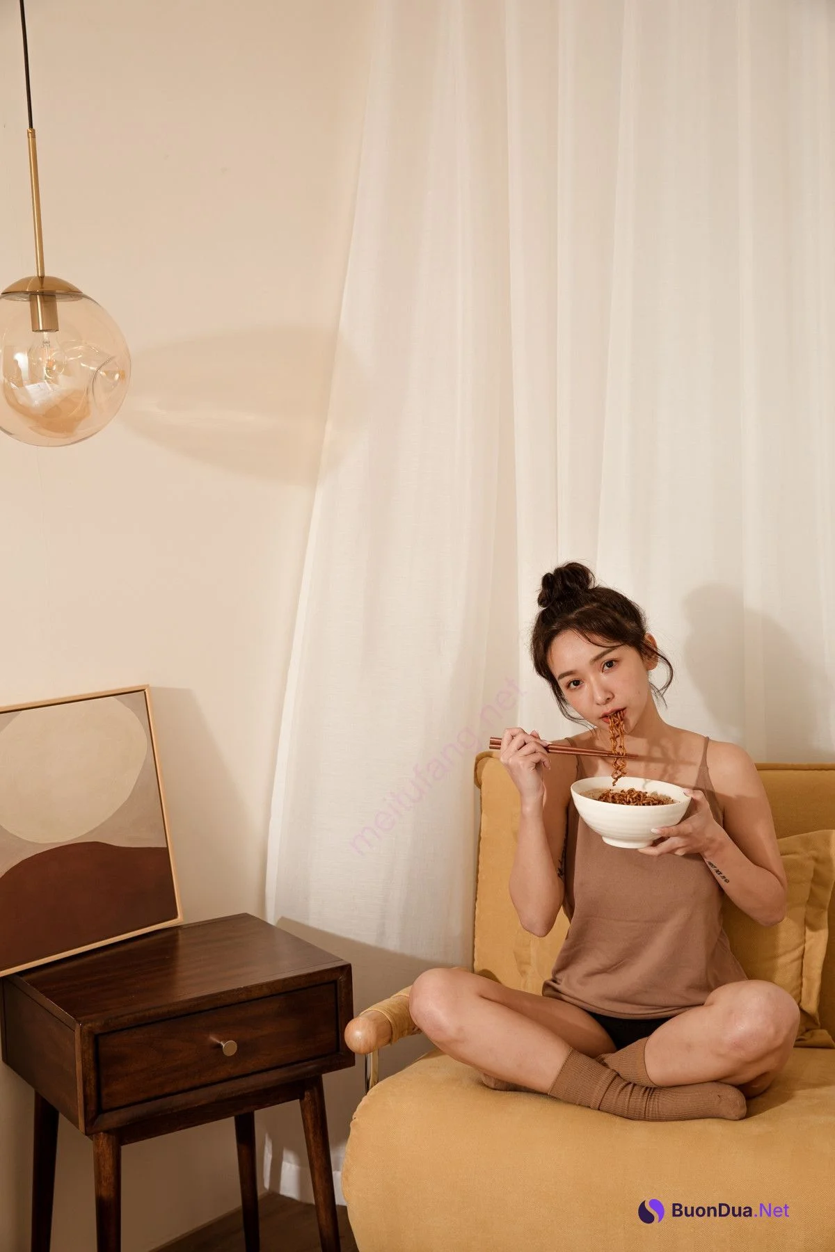 Kimi Chang 禾羽, 雙人寫真弓長牙佳涵 香 Set.04 - Photo 2