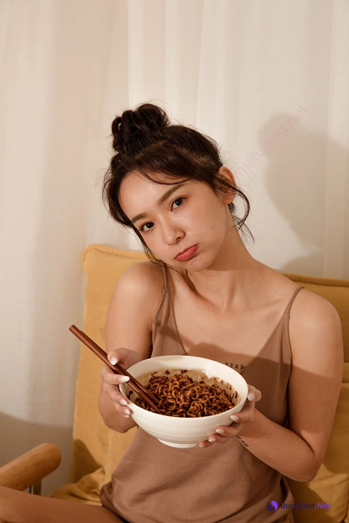 Kimi Chang 禾羽, 雙人寫真弓長牙佳涵 香 Set.04 - Photo 4