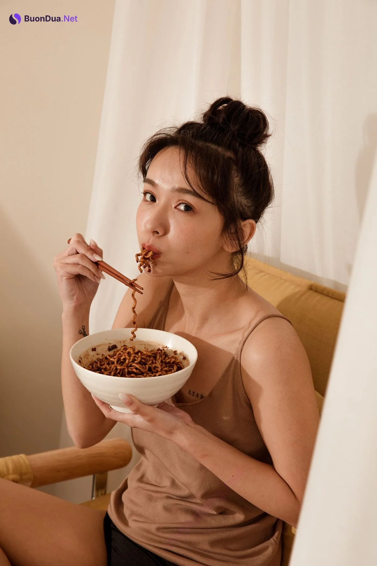 Kimi Chang 禾羽, 雙人寫真弓長牙佳涵 香 Set.04 - Photo 5