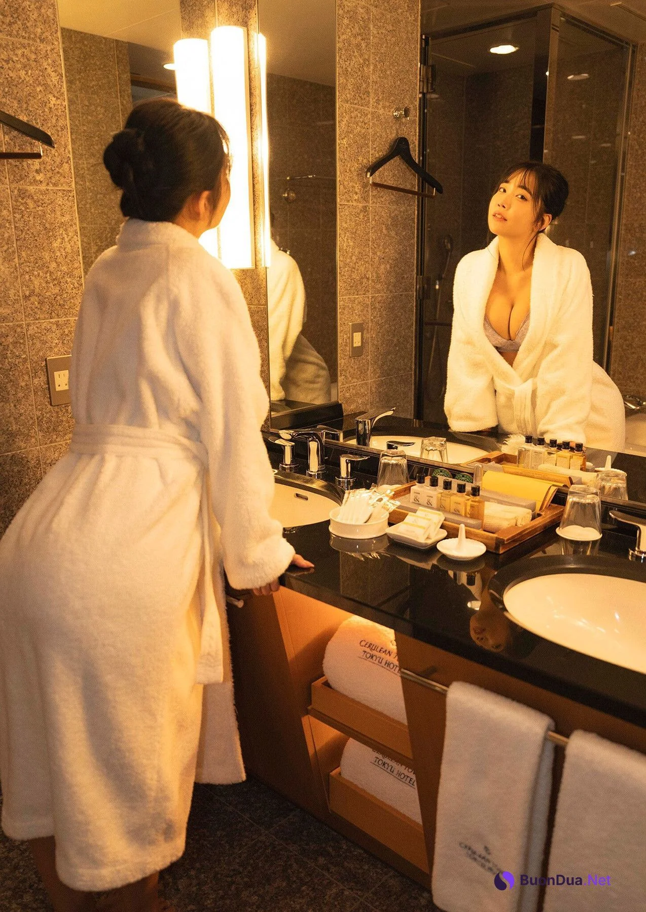Kisumi Amau 天羽希純, 写真集 「もっと！教えて あまう先輩！！ スピサン グラビアフォトブック」 Set.01 - Photo 10