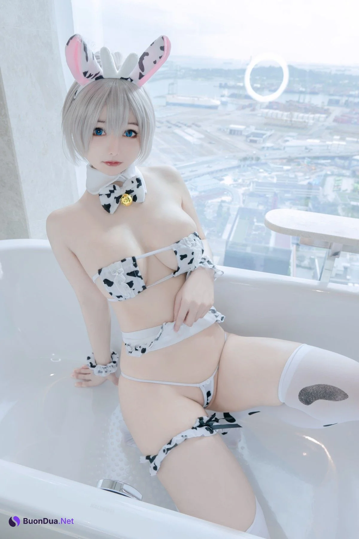 KitKat Cosplay Uzaki Cow Maid - Photo 6