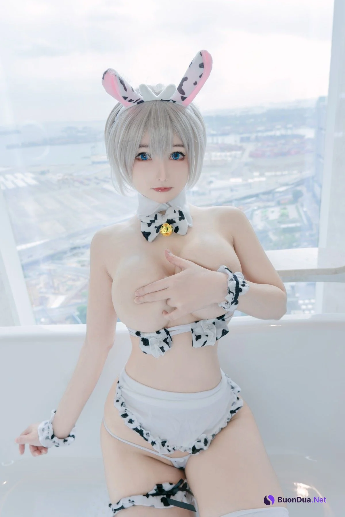 KitKat Cosplay Uzaki Cow Maid - Photo 9