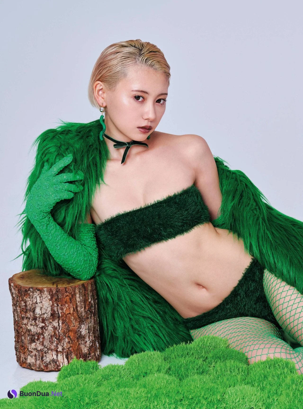 Kokoro Shinozaki 篠崎こころ, Cyzo 2021 No.12 (サイゾー 2021年12月号) - Photo 9