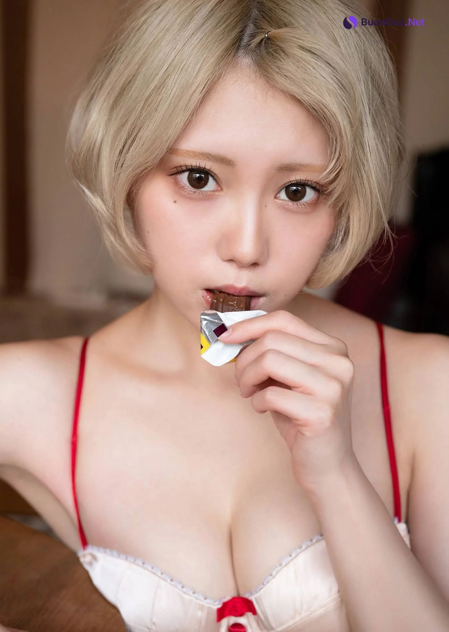 Kokoro Shinozaki 篠崎こころ, Young Jump 2021 No.33 (ヤングジャンプ 2021年33号) - Photo 11