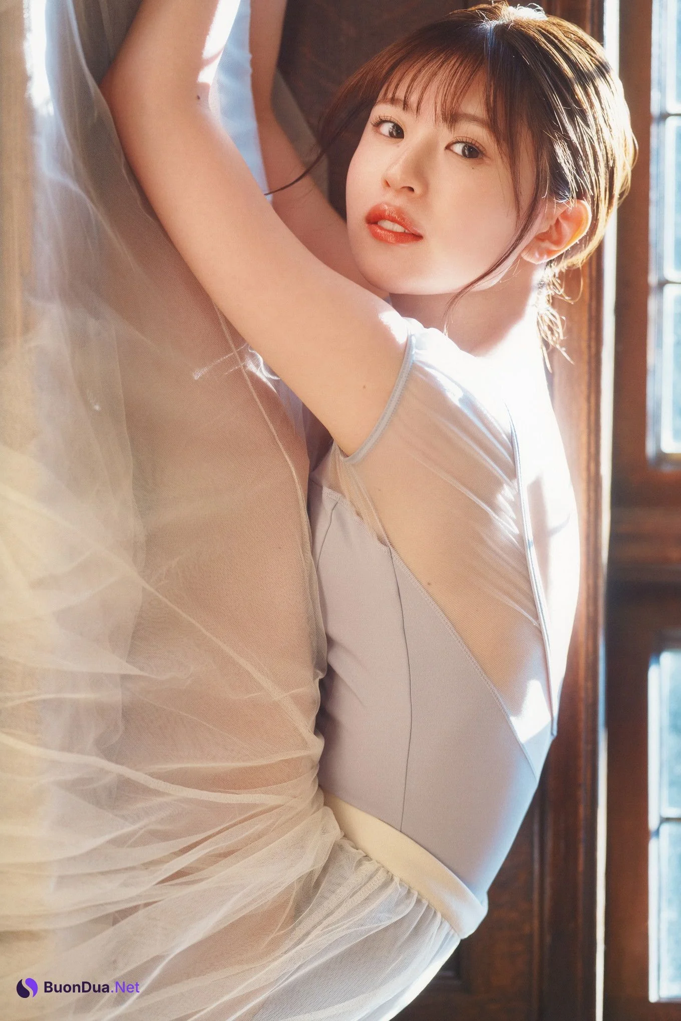 Konoka Matsuda 松田好花, 1st写真集 Photobook 「振り向いて」 Set.01 - Photo 13