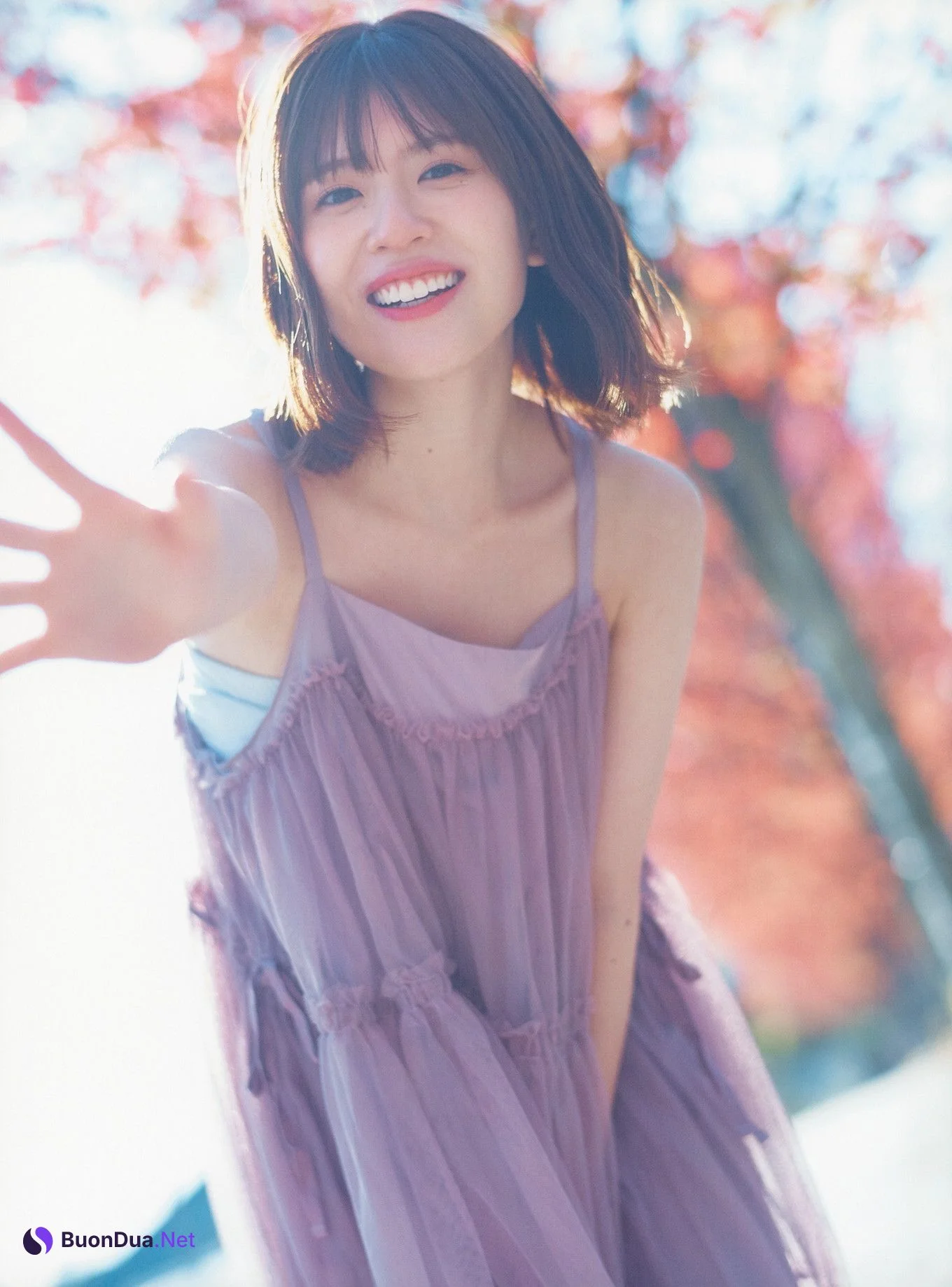 Konoka Matsuda 松田好花, 1st写真集 Photobook 「振り向いて」 Set.01 - Photo 5