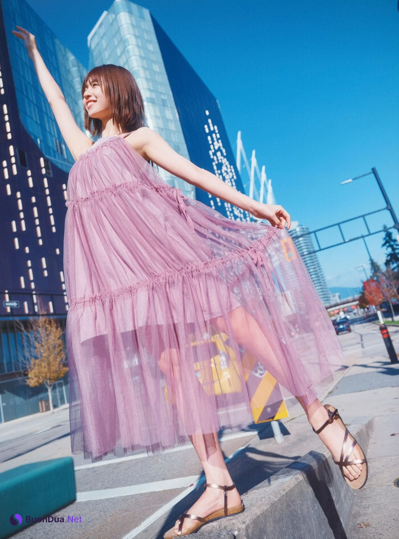 Konoka Matsuda 松田好花, 1st写真集 Photobook 「振り向いて」 Set.01 - Photo 7