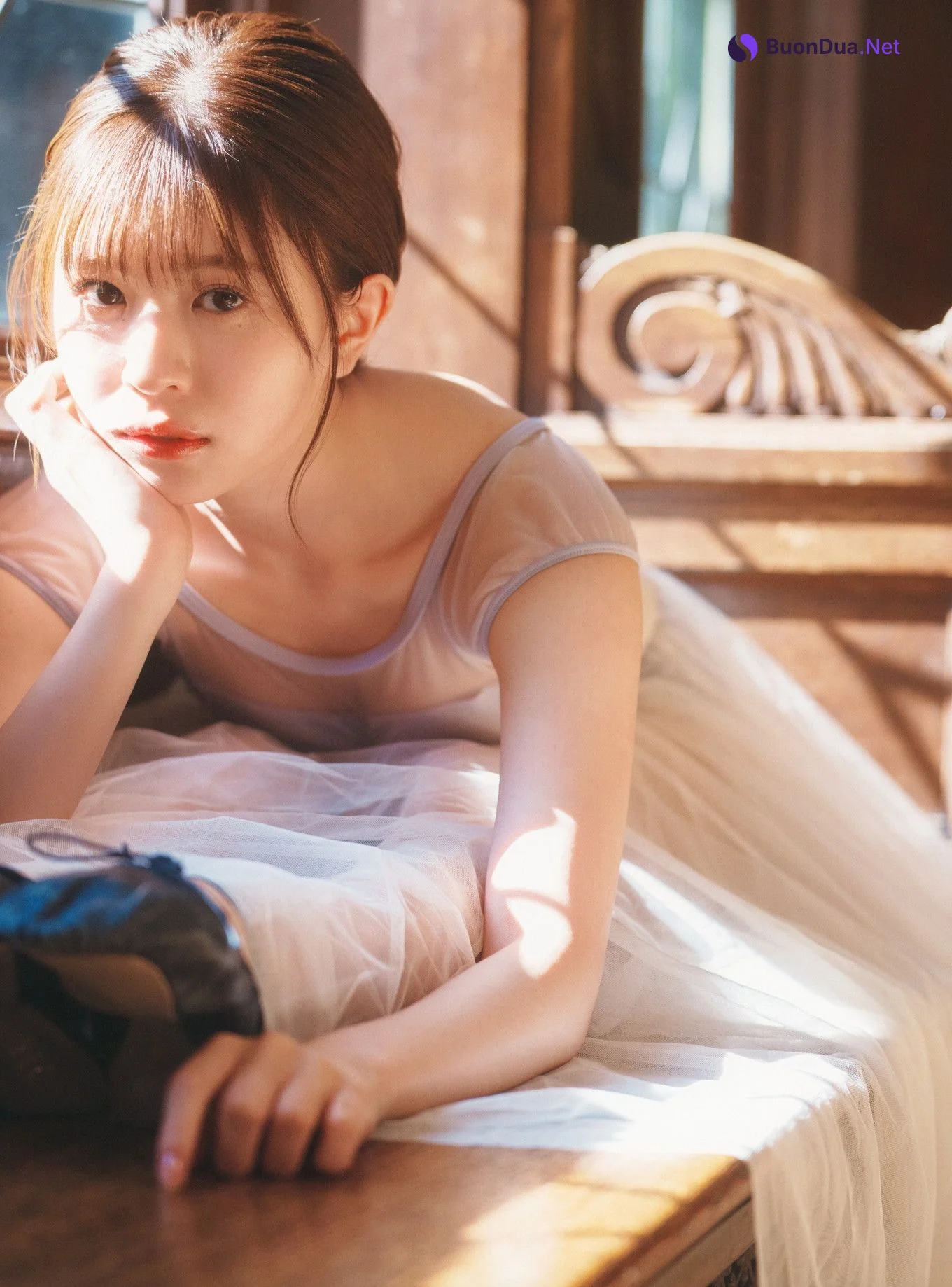 Konoka Matsuda 松田好花, 1st写真集 Photobook 「振り向いて」 Set.01 - Photo 9