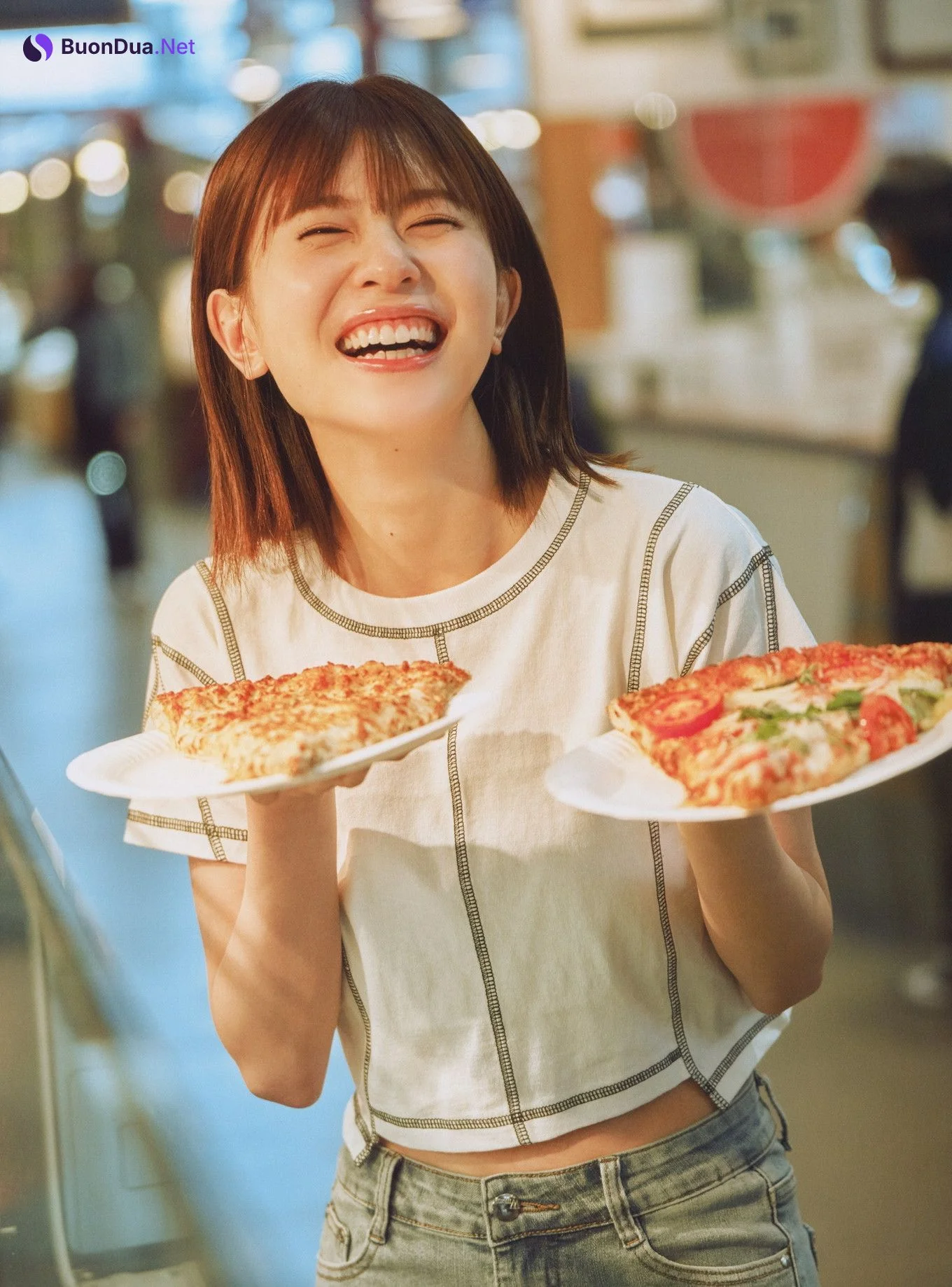 Konoka Matsuda 松田好花, 1st写真集 Photobook 「振り向いて」 Set.02 - Photo 12