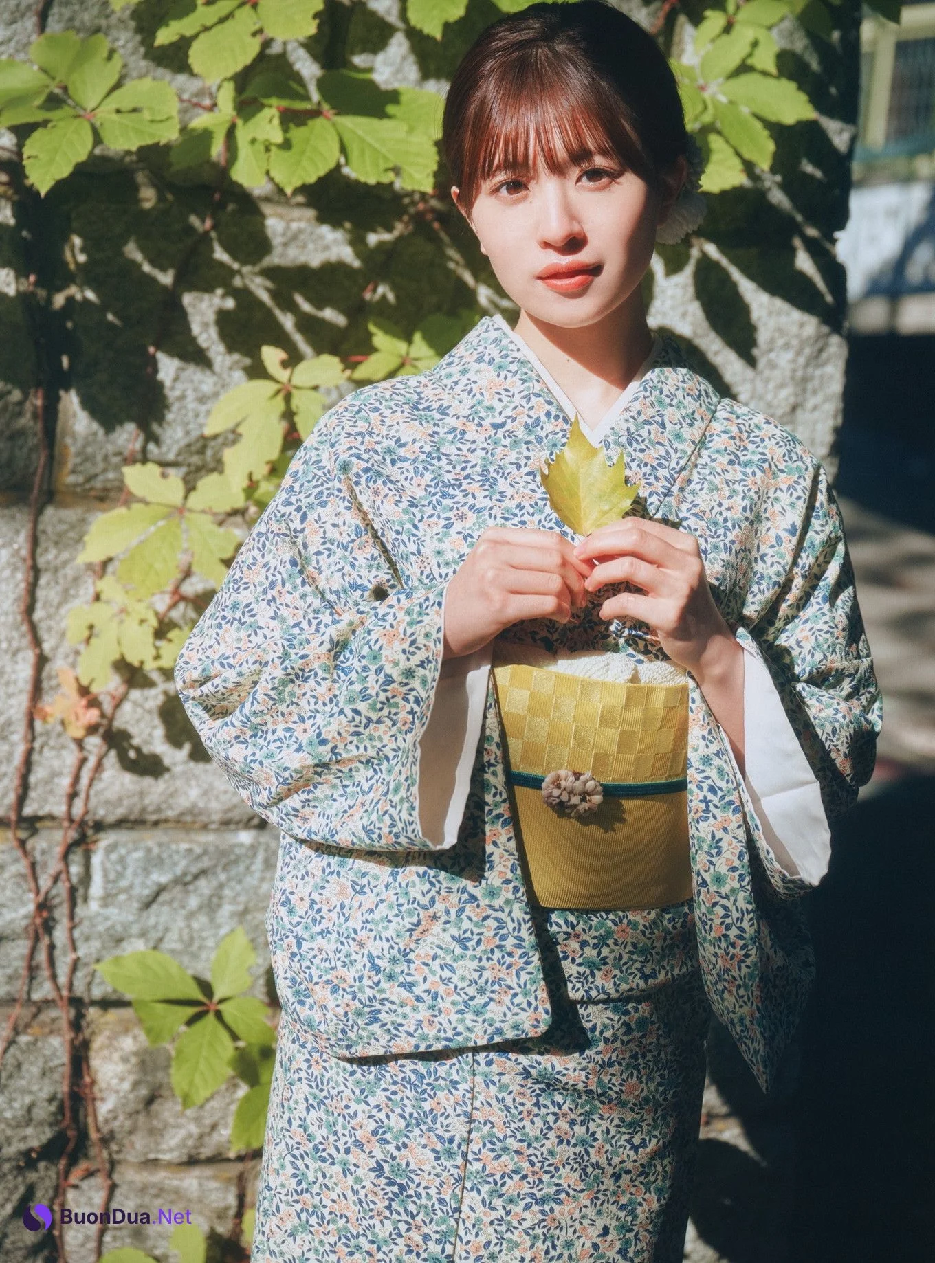 Konoka Matsuda 松田好花, 1st写真集 Photobook 「振り向いて」 Set.04 - Photo 5