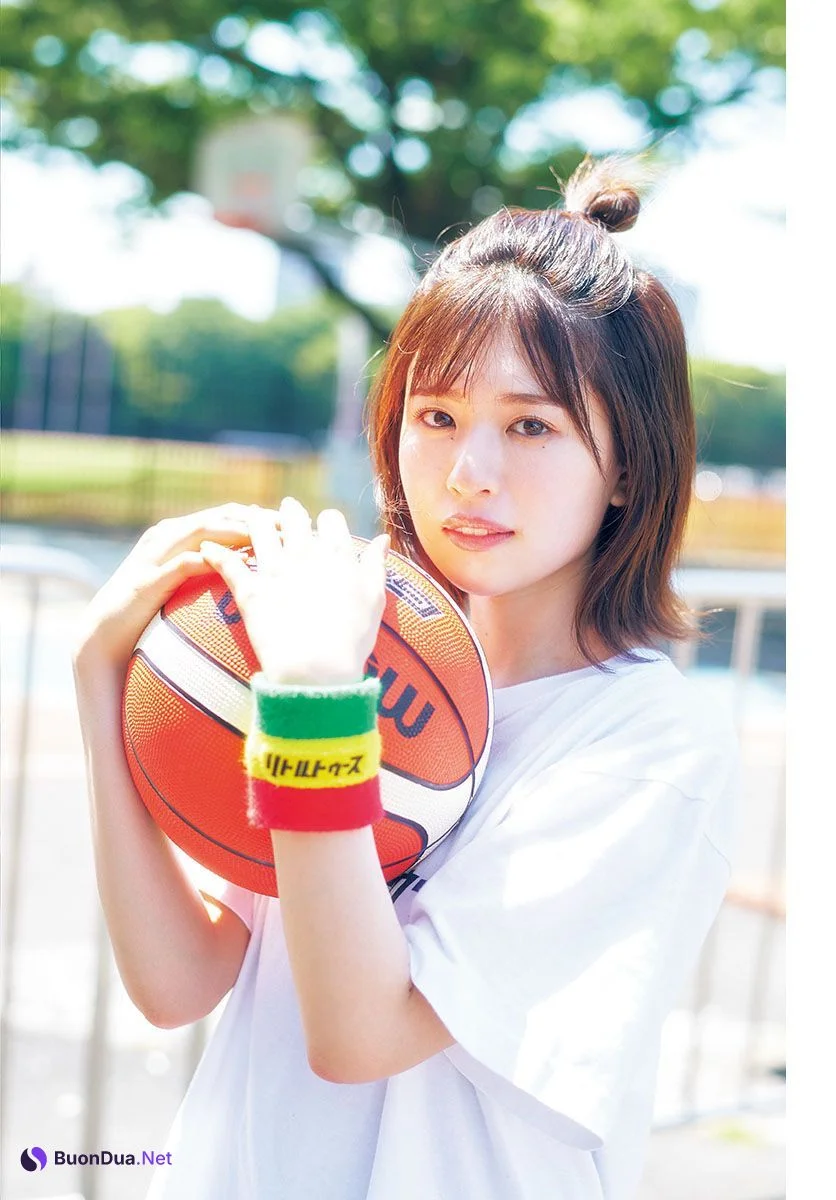 Konoka Matsuda 松田好花, Shonen Sunday 2022 No.41 (週刊少年サンデー 2022年41号) - Photo 11