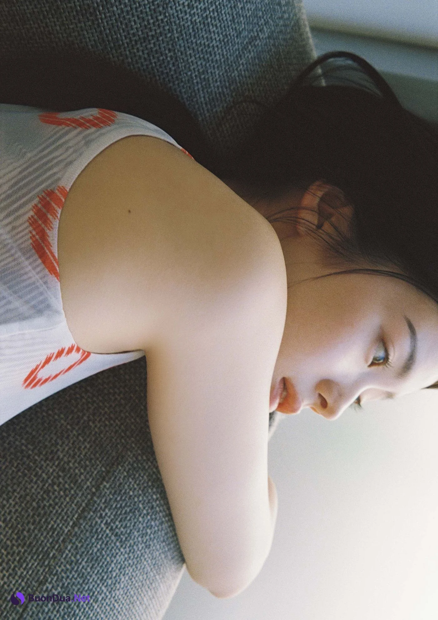 Kotona Minami 南琴奈, Big Comic Spirits 2025 No.30 (ビッグコミックスピリッツ 2025年30号) - Photo 10