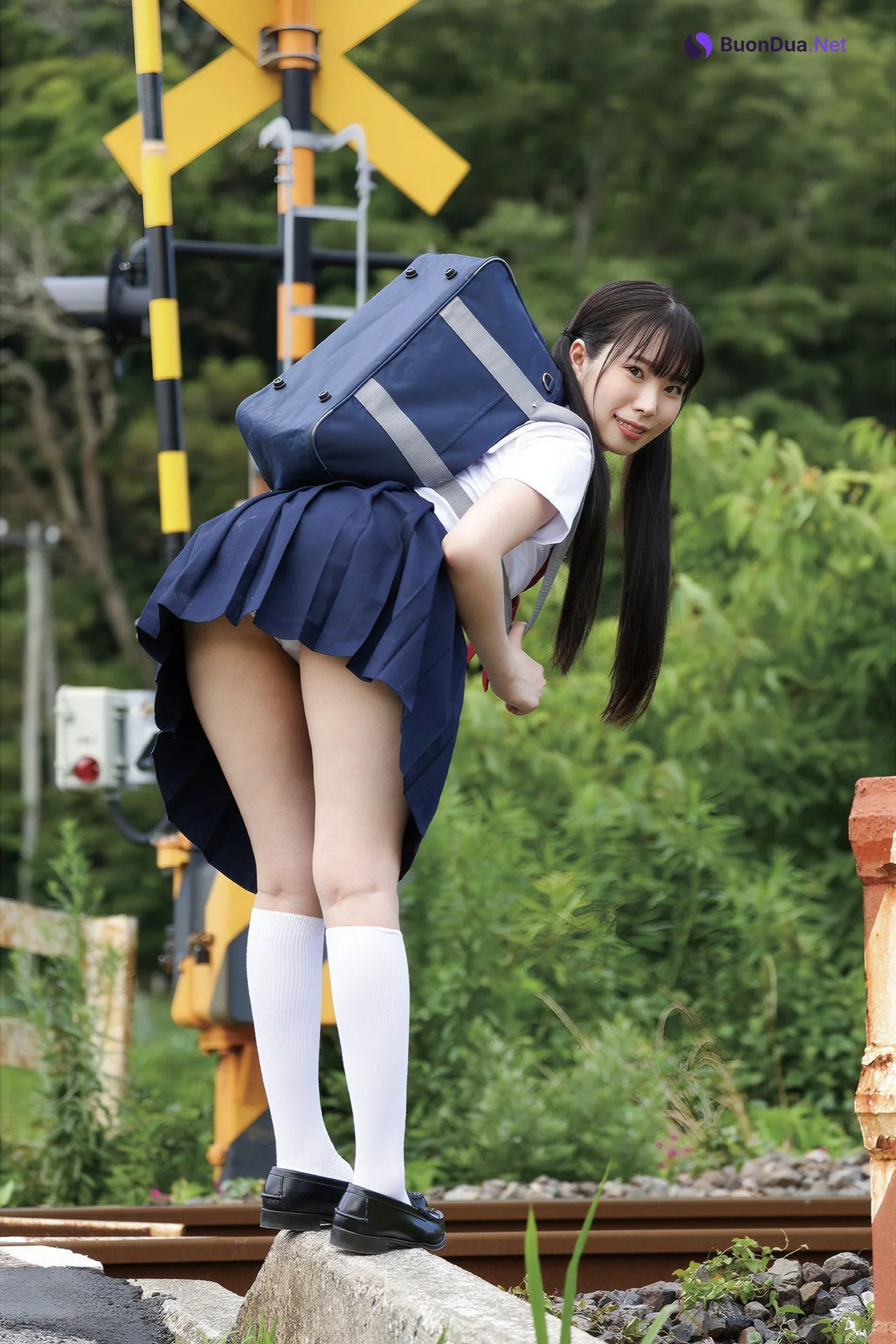 Kozue Minami 美波こづえ, オフィシャルグラビア写真集 [波の音] Set.01 - Photo 3